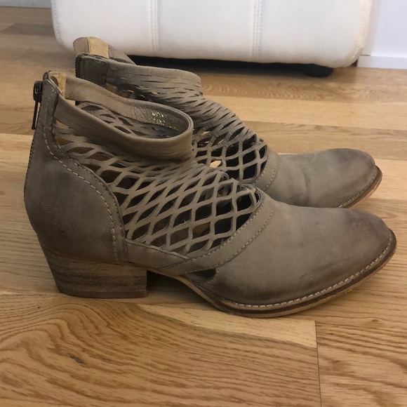 Sole Child Booties - Picture 6 of 11